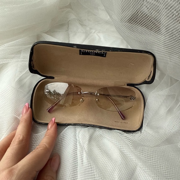 Authentic Vintage Chanel rimless sunglasses - Picture 5 of 13